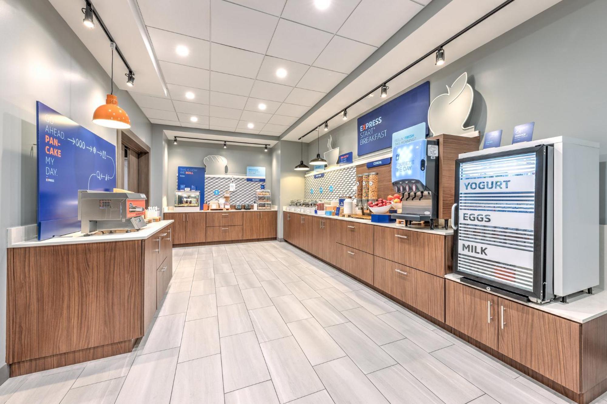 Holiday Inn Express & Suites Austin Airport East By Ihg Εξωτερικό φωτογραφία