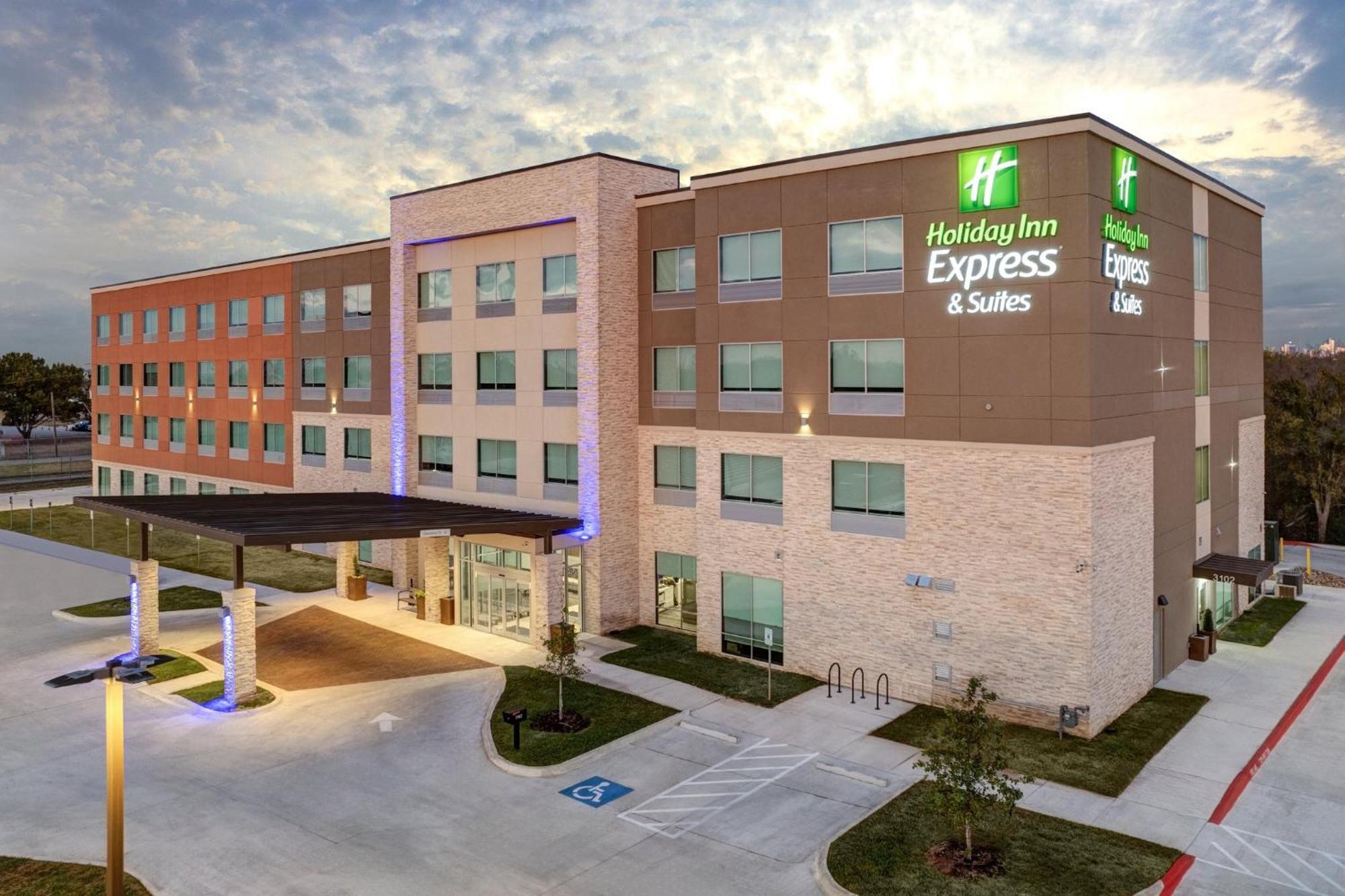 Holiday Inn Express & Suites Austin Airport East By Ihg Εξωτερικό φωτογραφία