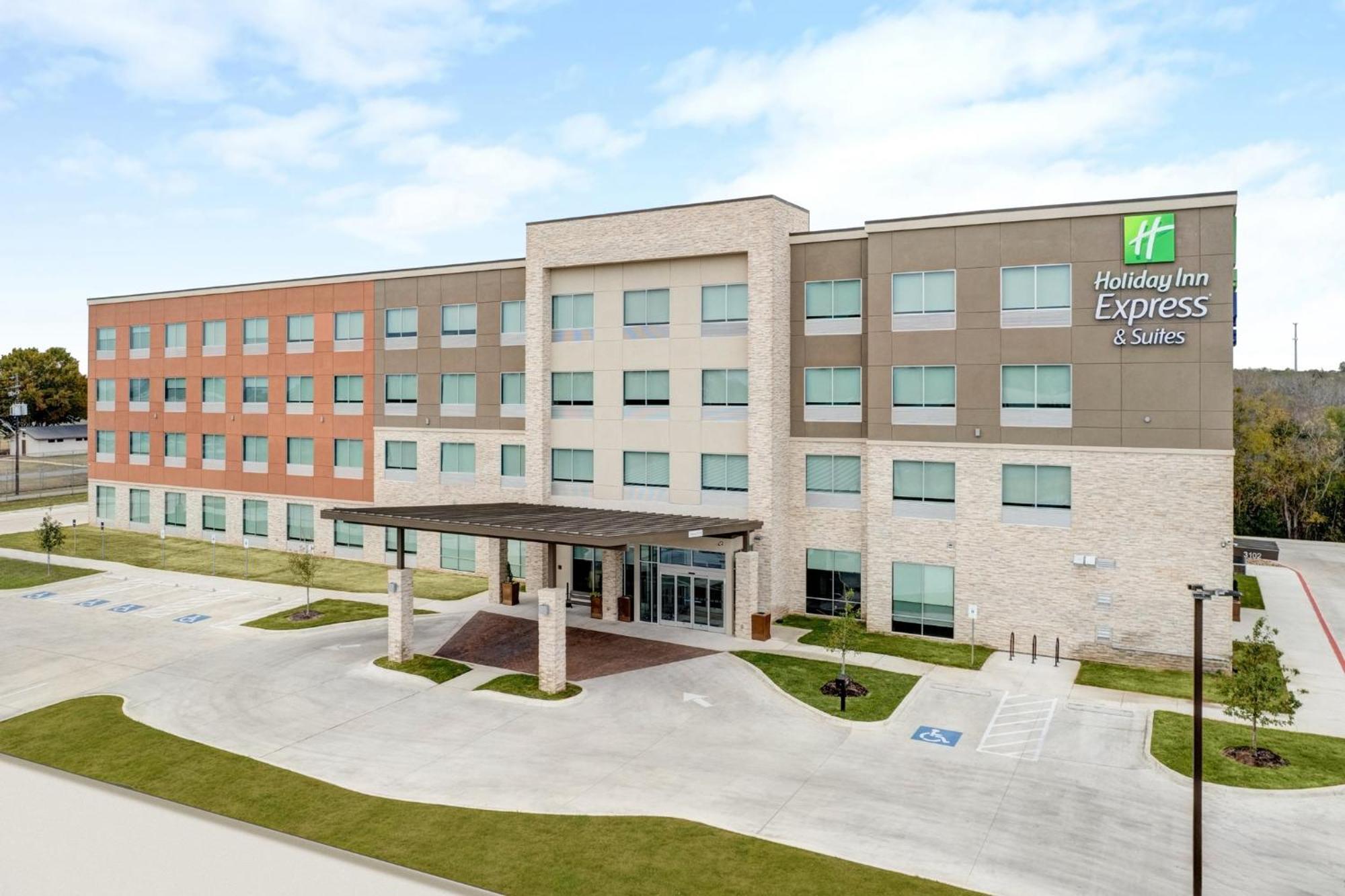 Holiday Inn Express & Suites Austin Airport East By Ihg Εξωτερικό φωτογραφία